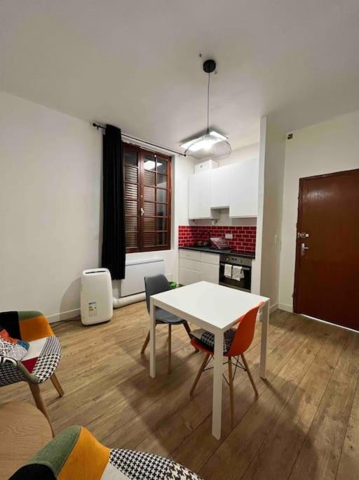 2 Room Flat Tolosa Esterno foto