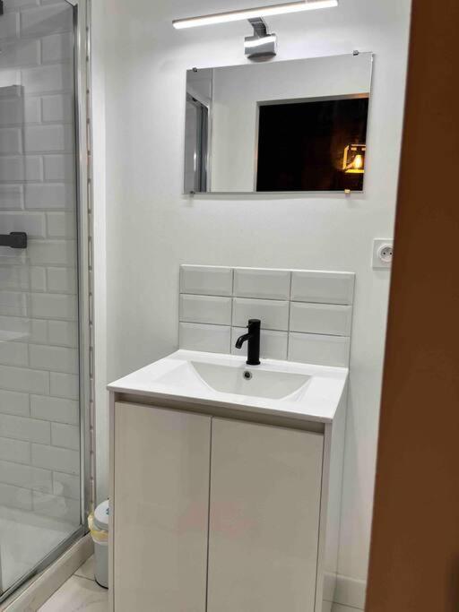 2 Room Flat Tolosa Esterno foto